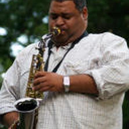 b513334d-cda5-367b-9027-ceeb3003504e